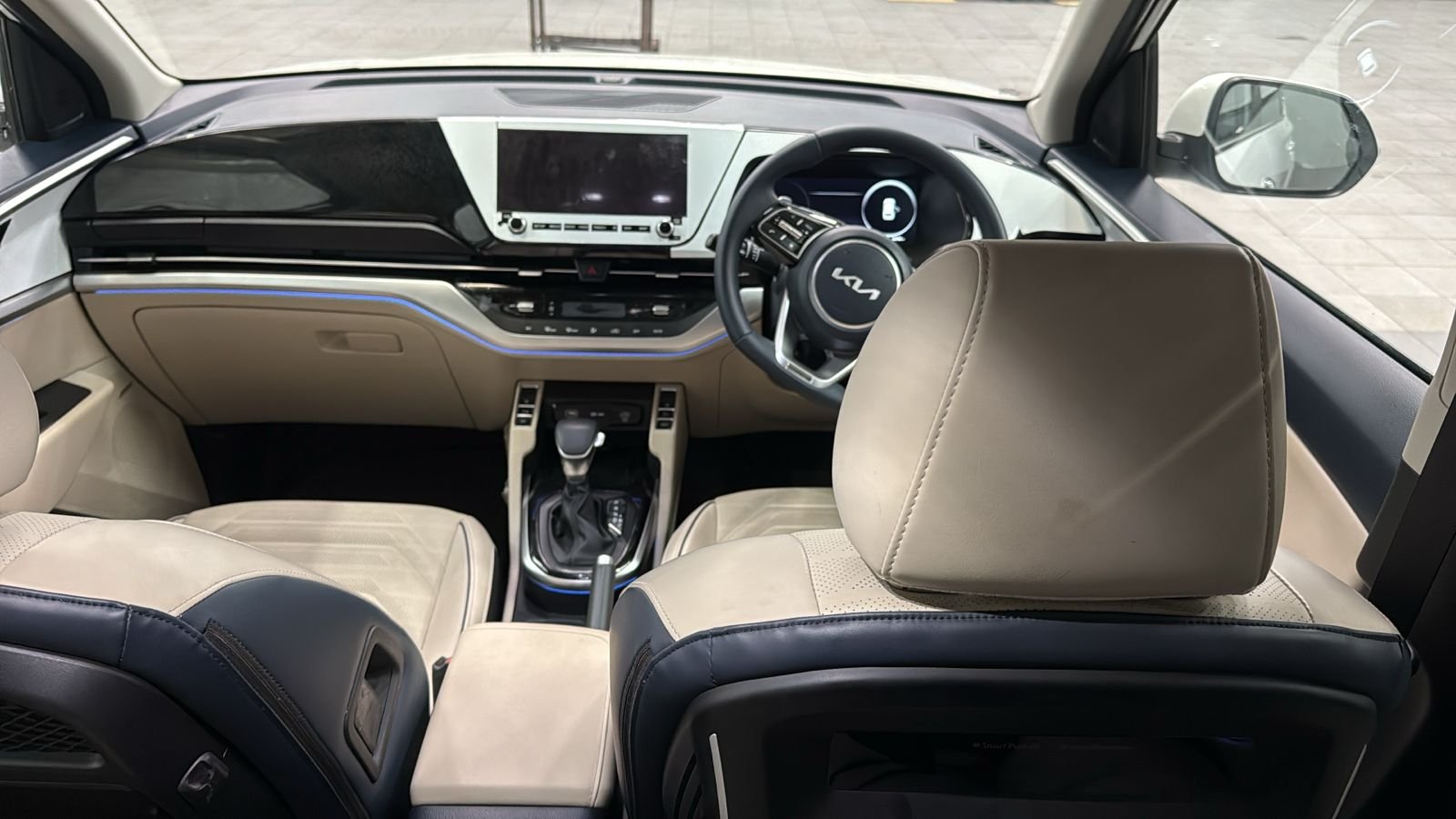 
								CARENS G1.5 DCT LUXARY PLUS 7 full									