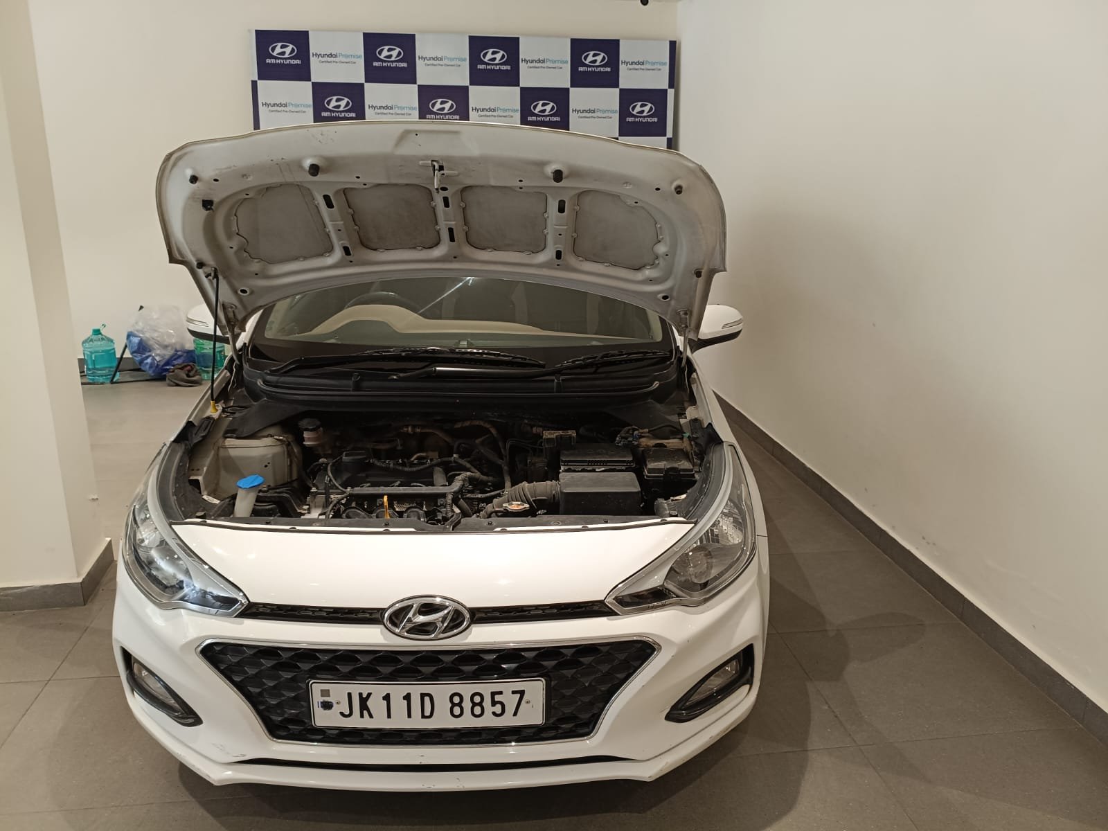 
								🚗 Hyundai i20 Sportz+ VTVT full									