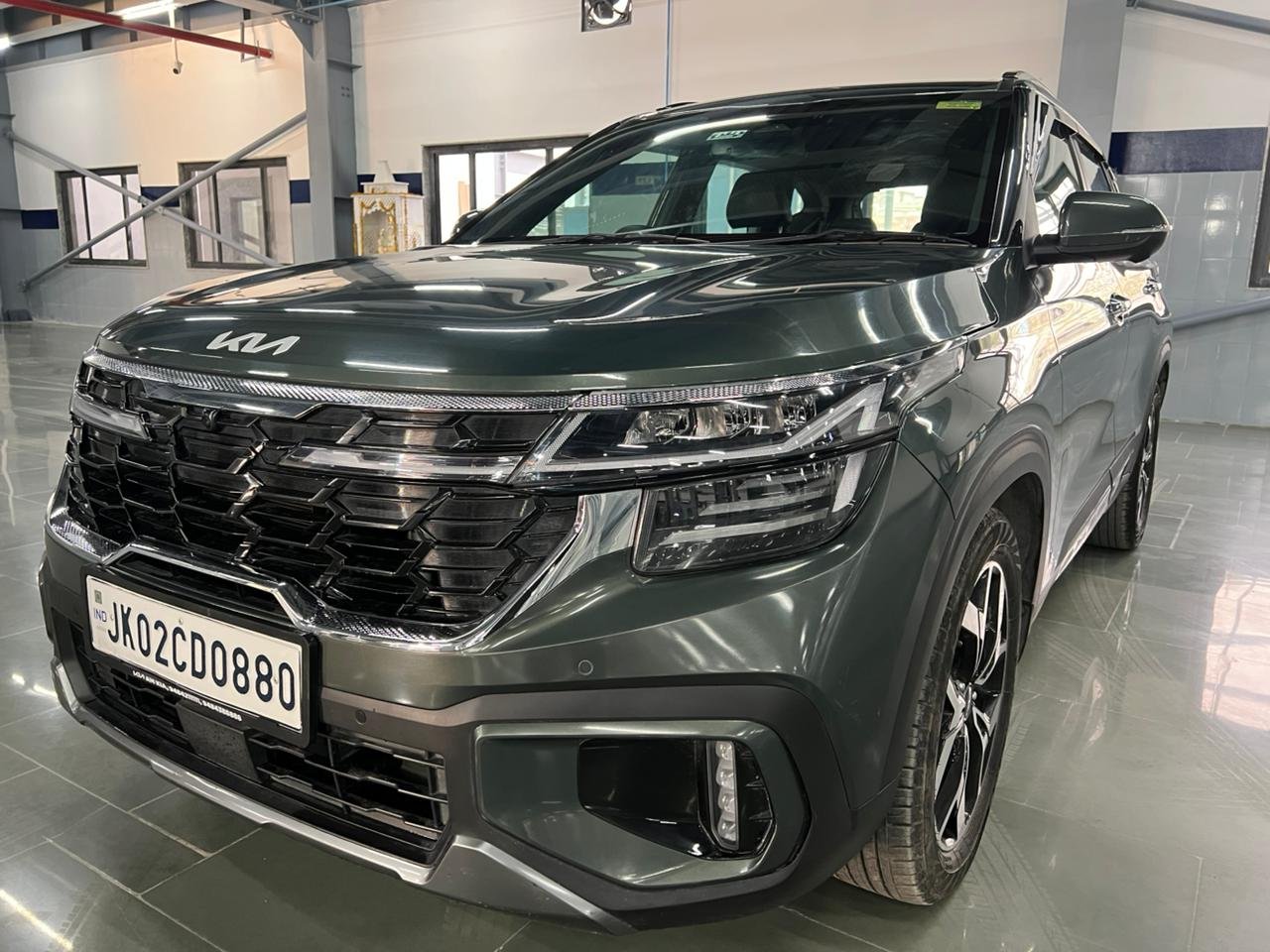 
								KIA SELTOS GTX PLUS AT 1.5 DIESEL full									