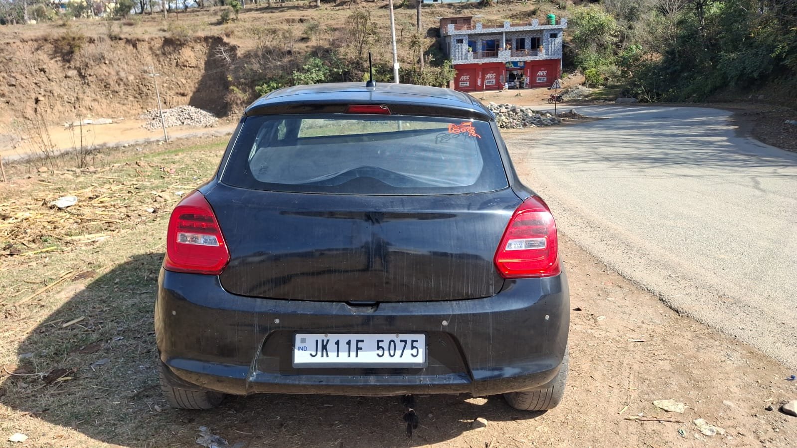 
								🚗 Maruti Suzuki Swift VXI full									