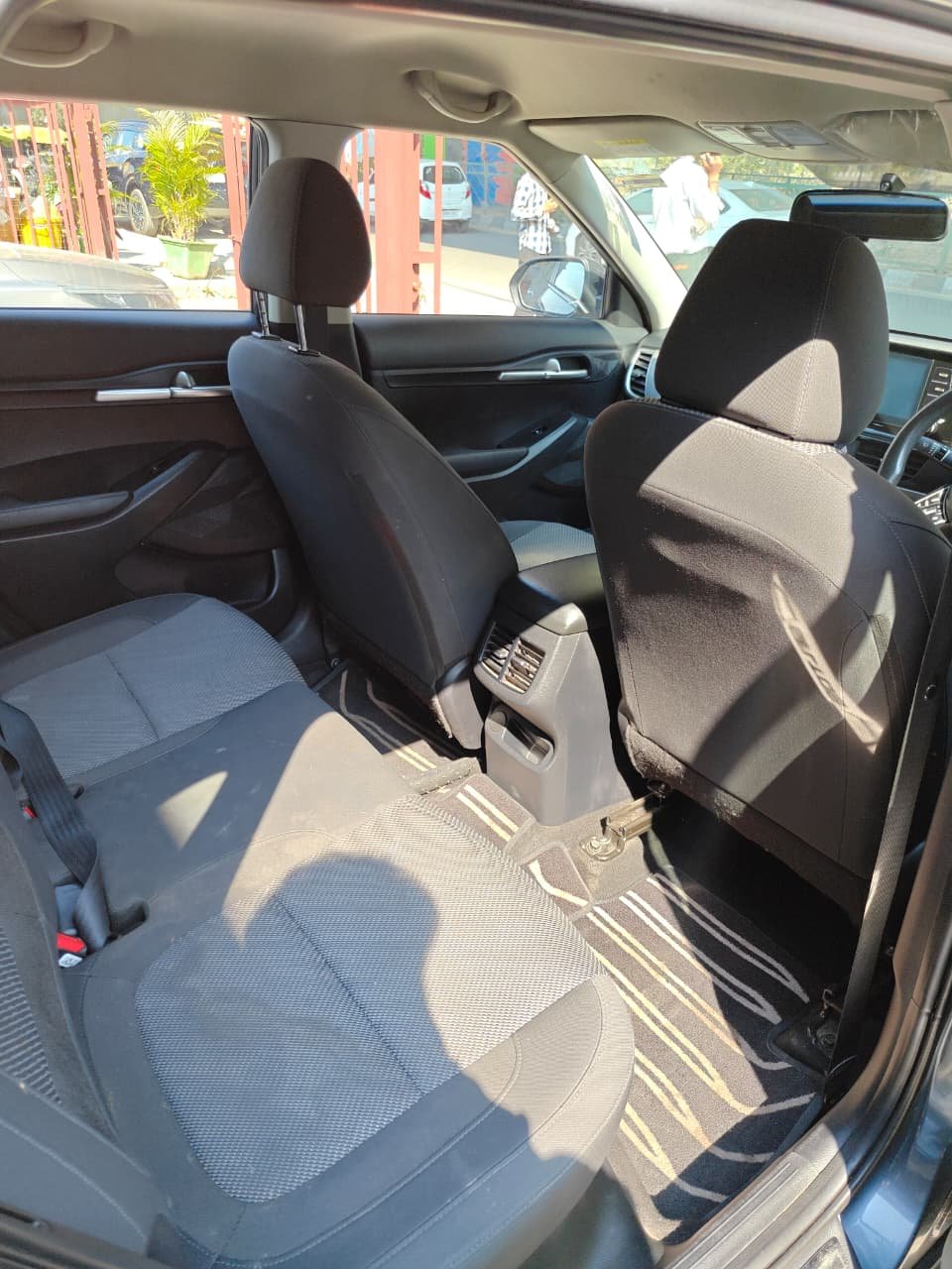 
								Certified Pre-Owned Kia Seltos G1.5 6MT HTK full									