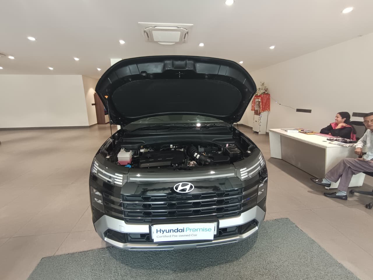 
								Hyundai Alcazar 1.5 AT Signature 7-Seater full									