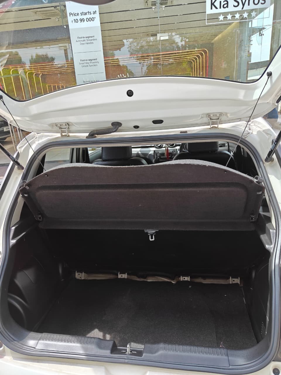 
								🚘✨ MARUTI SUZUKI SWIFT VXI full									