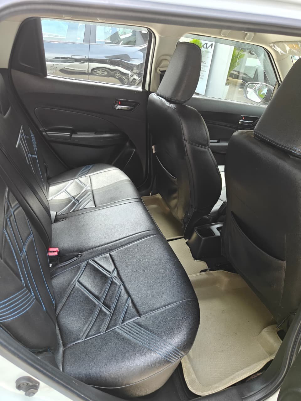 
								🚘✨ MARUTI SUZUKI SWIFT VXI full									