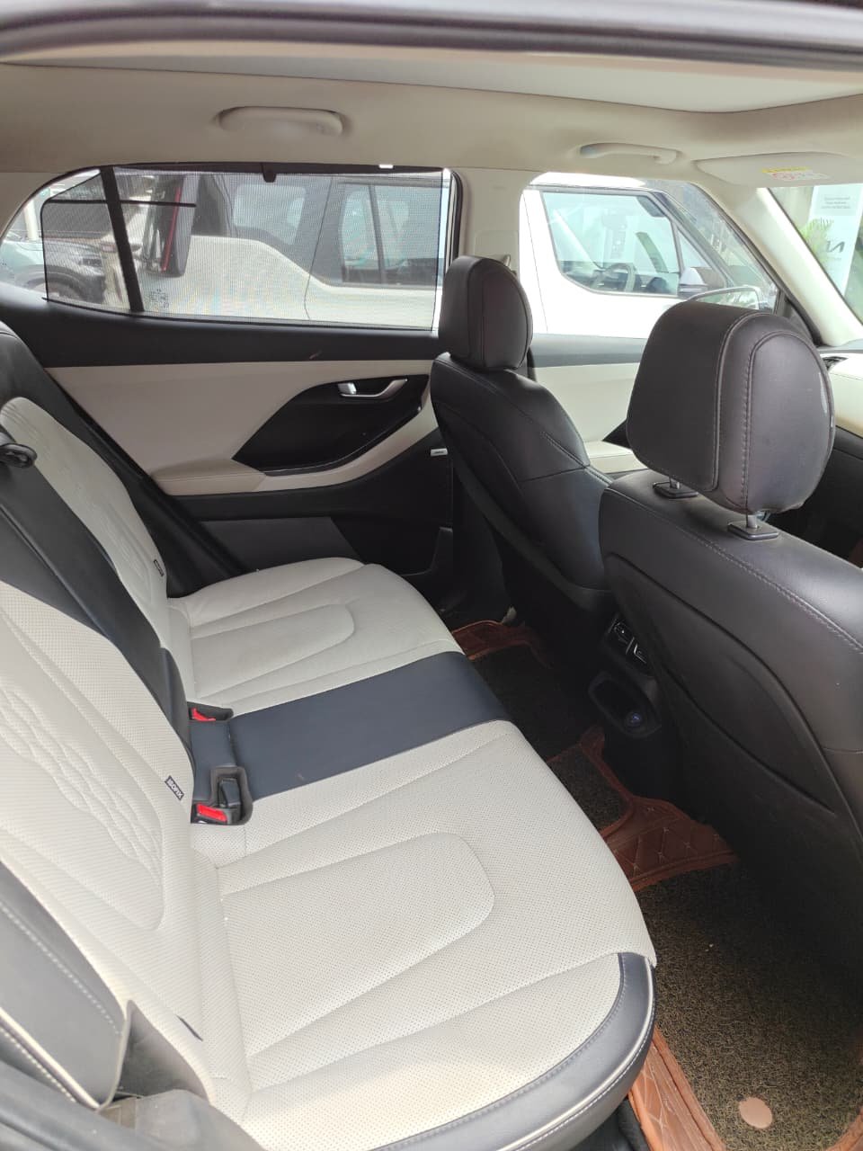 
								HYUNDAI CRETA 1.5 MPI IVT SX(O) full									