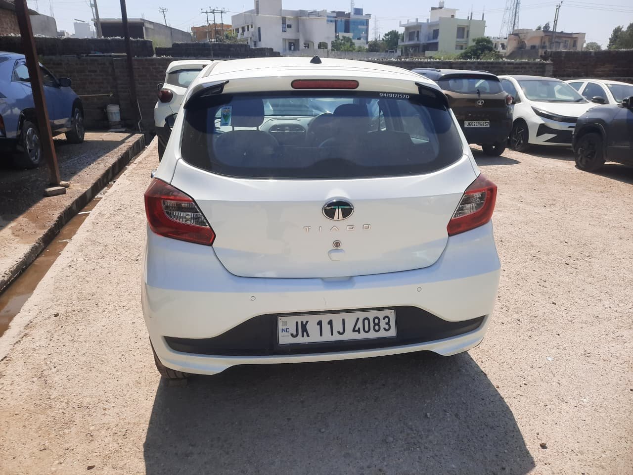 
								Tata Tiago XM 1.2 Revotron BS6 – White full									