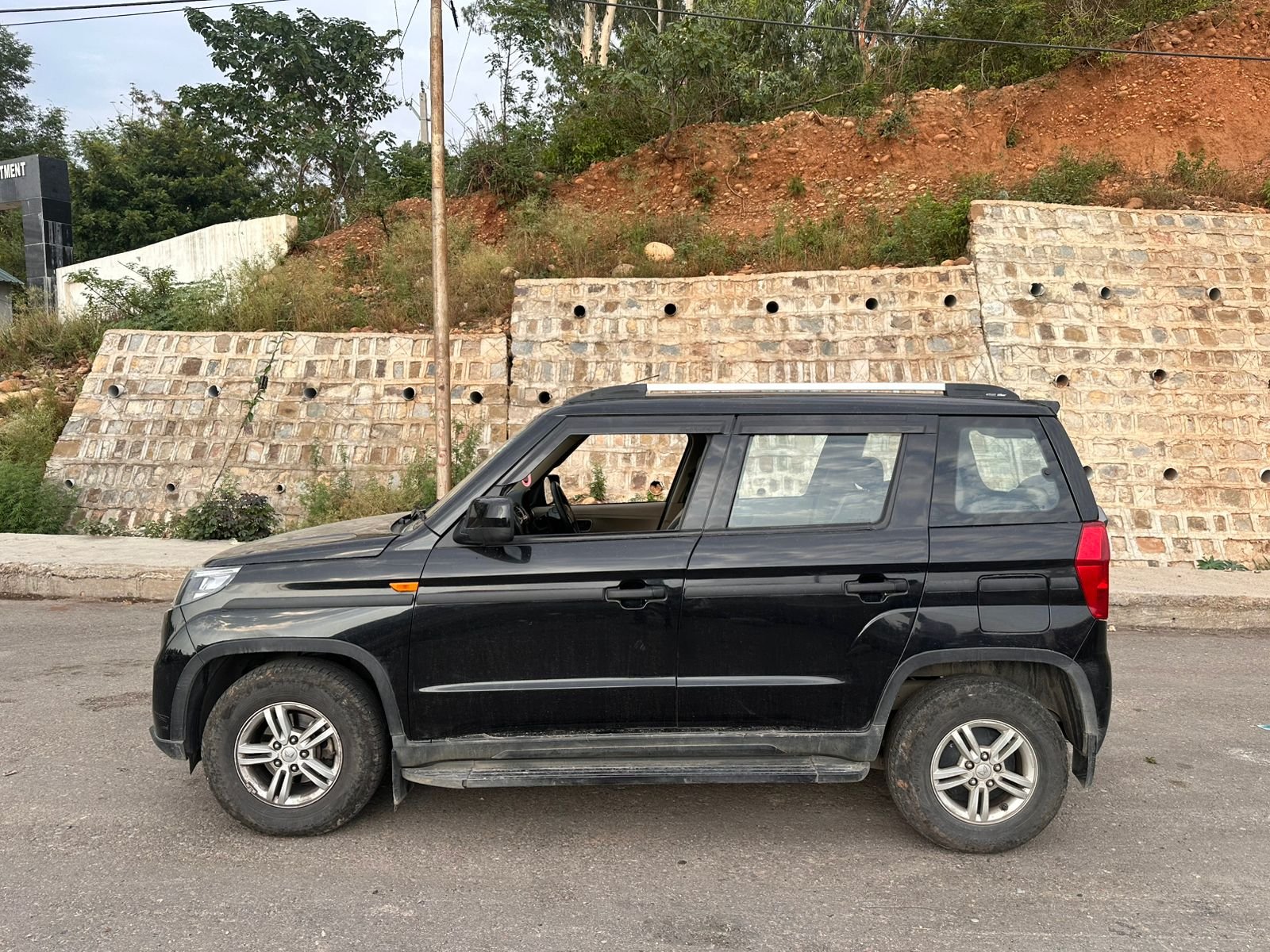 
								🚙 Mahindra Bolero Neo N10(R) full									
