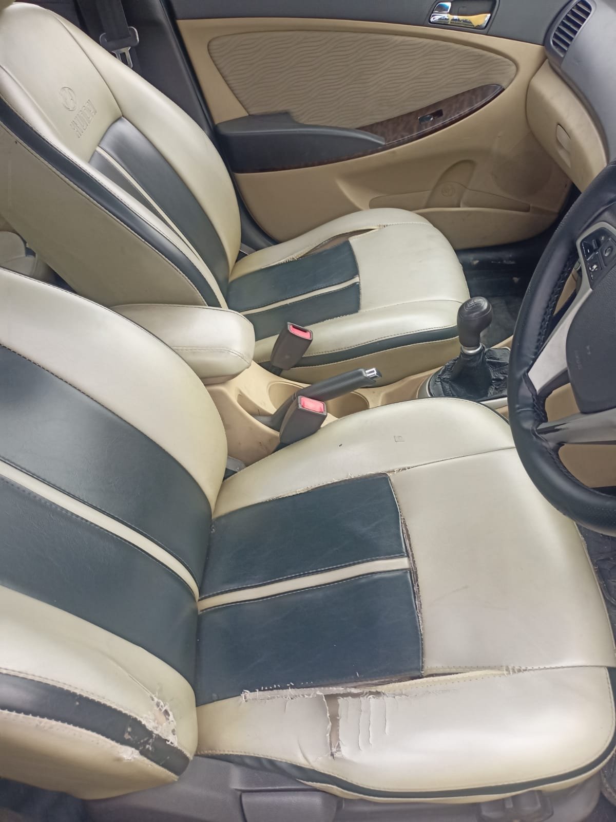 
								🚗 Hyundai Verna CRDi 1.6 BS IV full									