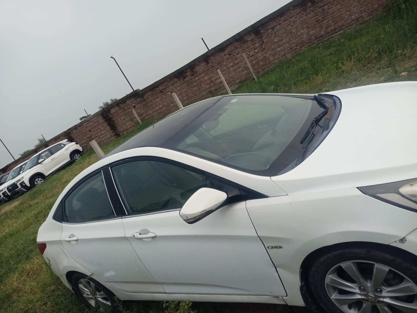 
								🚗 Hyundai Verna CRDi 1.6 BS IV full									