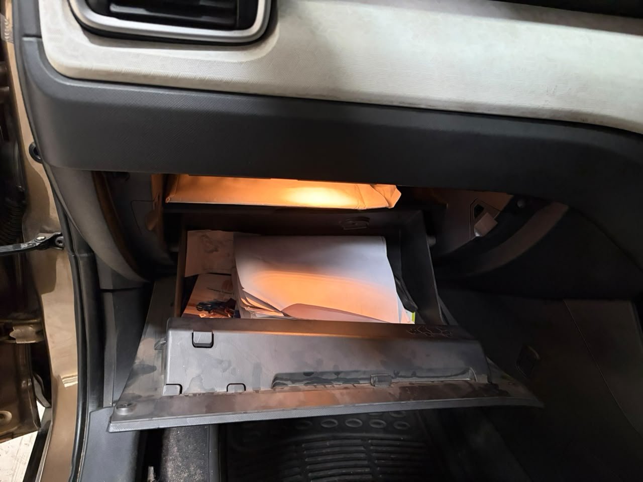 
								🚗 TATA PUNCH CREATIVE 1.2 PETROL MT full									
