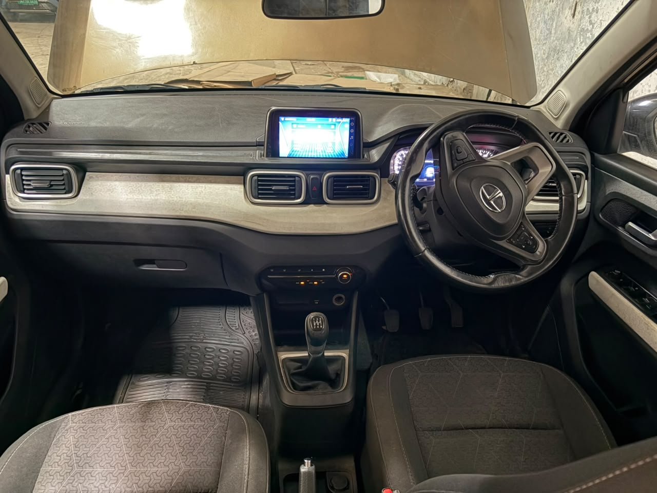 
								🚗 TATA PUNCH CREATIVE 1.2 PETROL MT full									