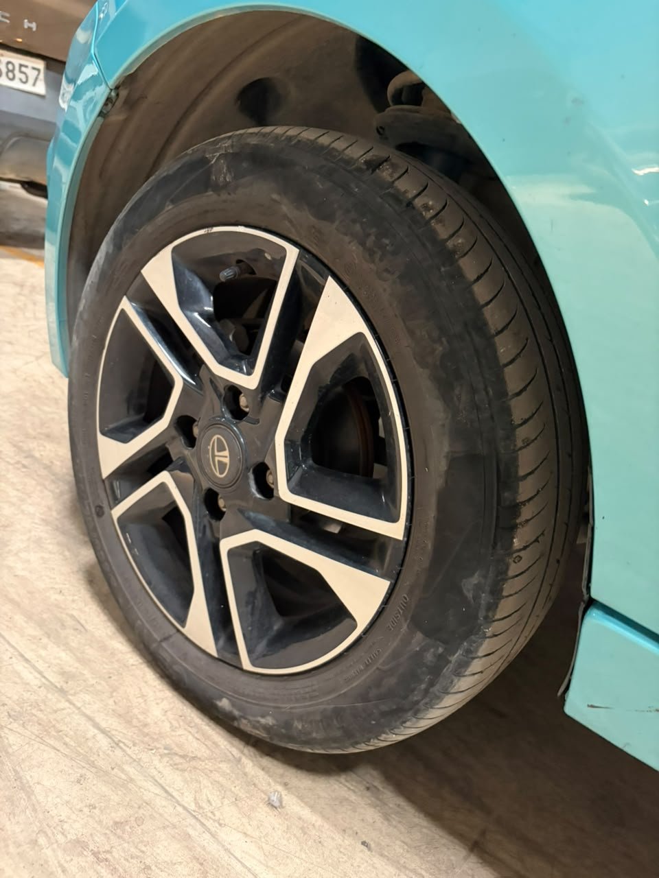 
								🚗 TATA TIAGO XZ+ 1.2 REVOTRON PETROL full									