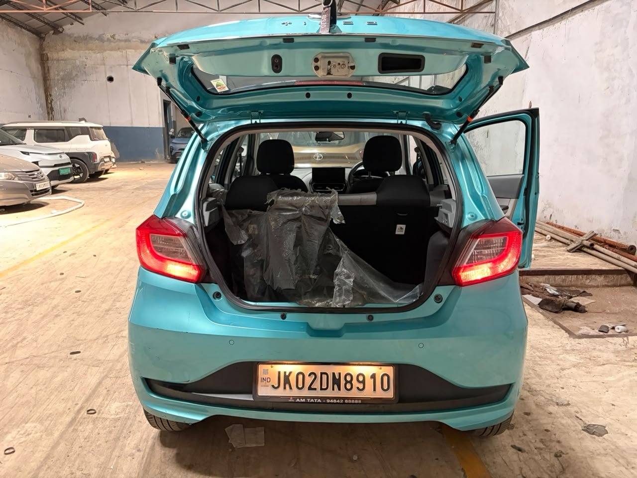 
								🚗 TATA TIAGO XZ+ 1.2 REVOTRON PETROL full									