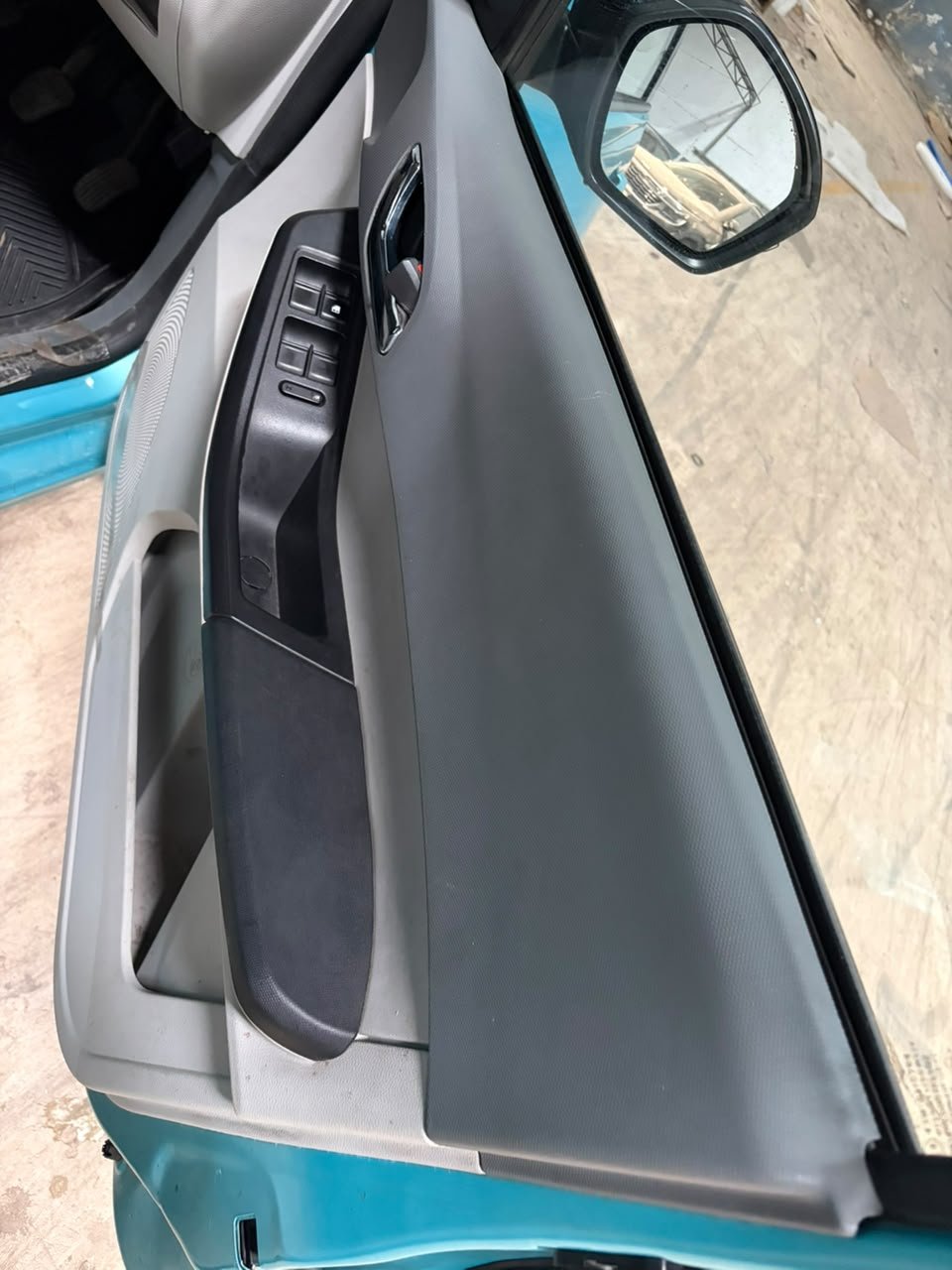 
								🚗 TATA TIAGO XZ+ 1.2 REVOTRON PETROL full									