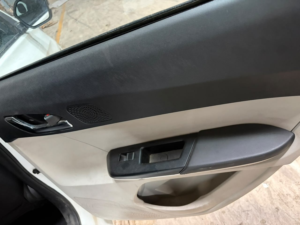 
								🚗 TATA TIAGO XZ+ 1.2 REVOTRON PETROL full									