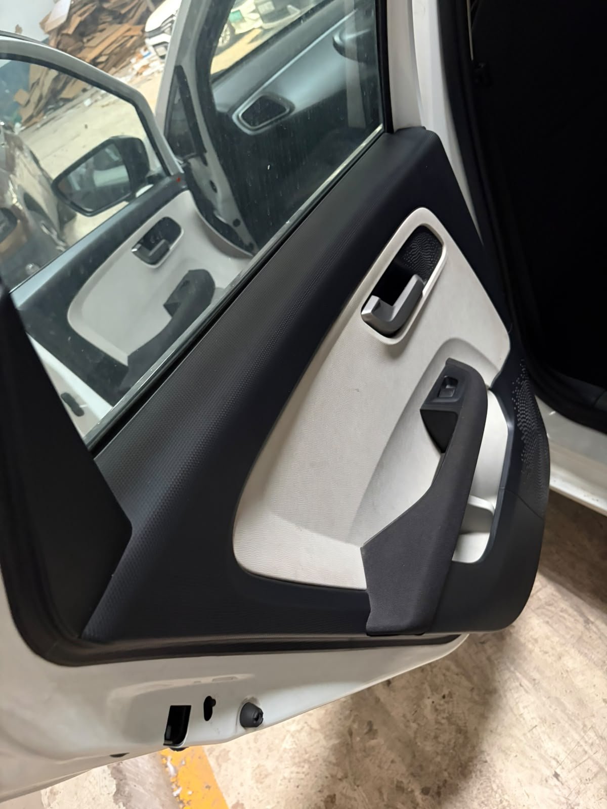 
								TATA ALTROZ XZ+ S 1.2P BS6 🚗✨ full									