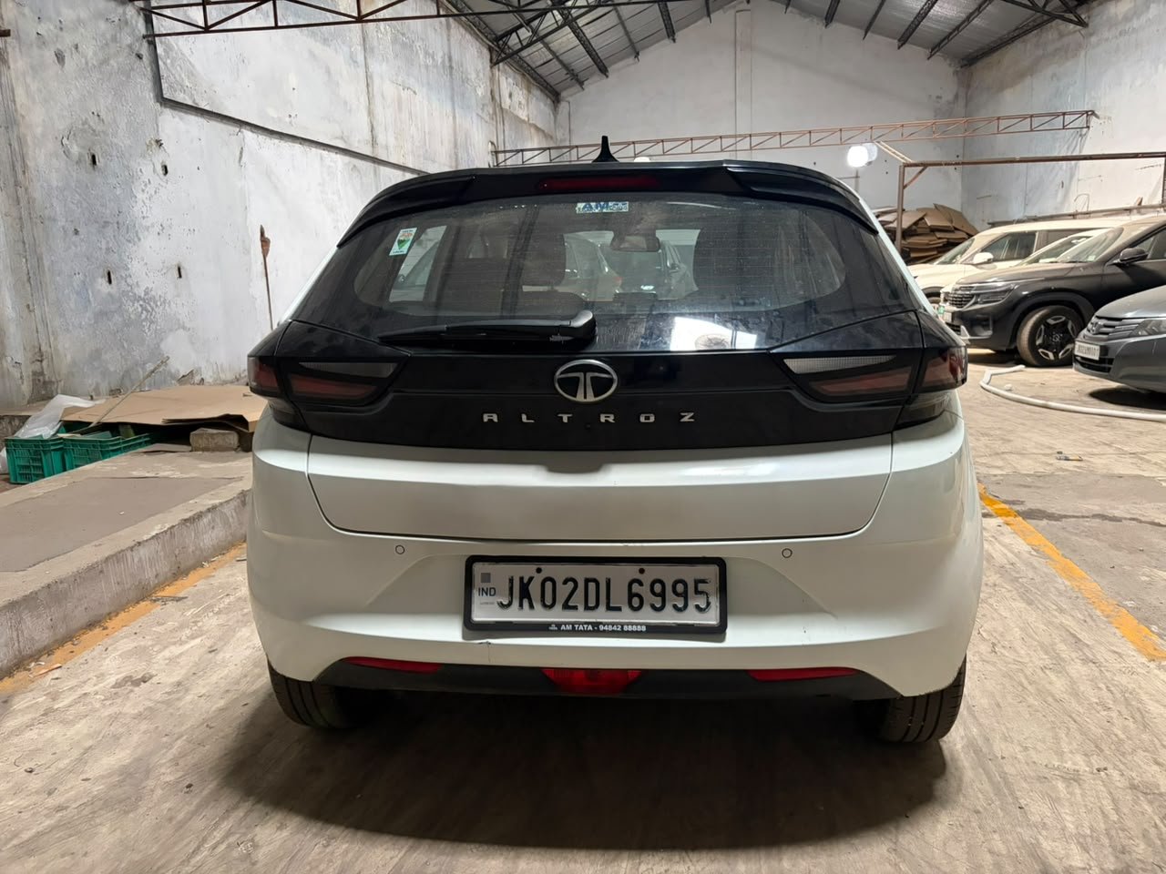 
								TATA ALTROZ XZ+ S 1.2P BS6 🚗✨ full									