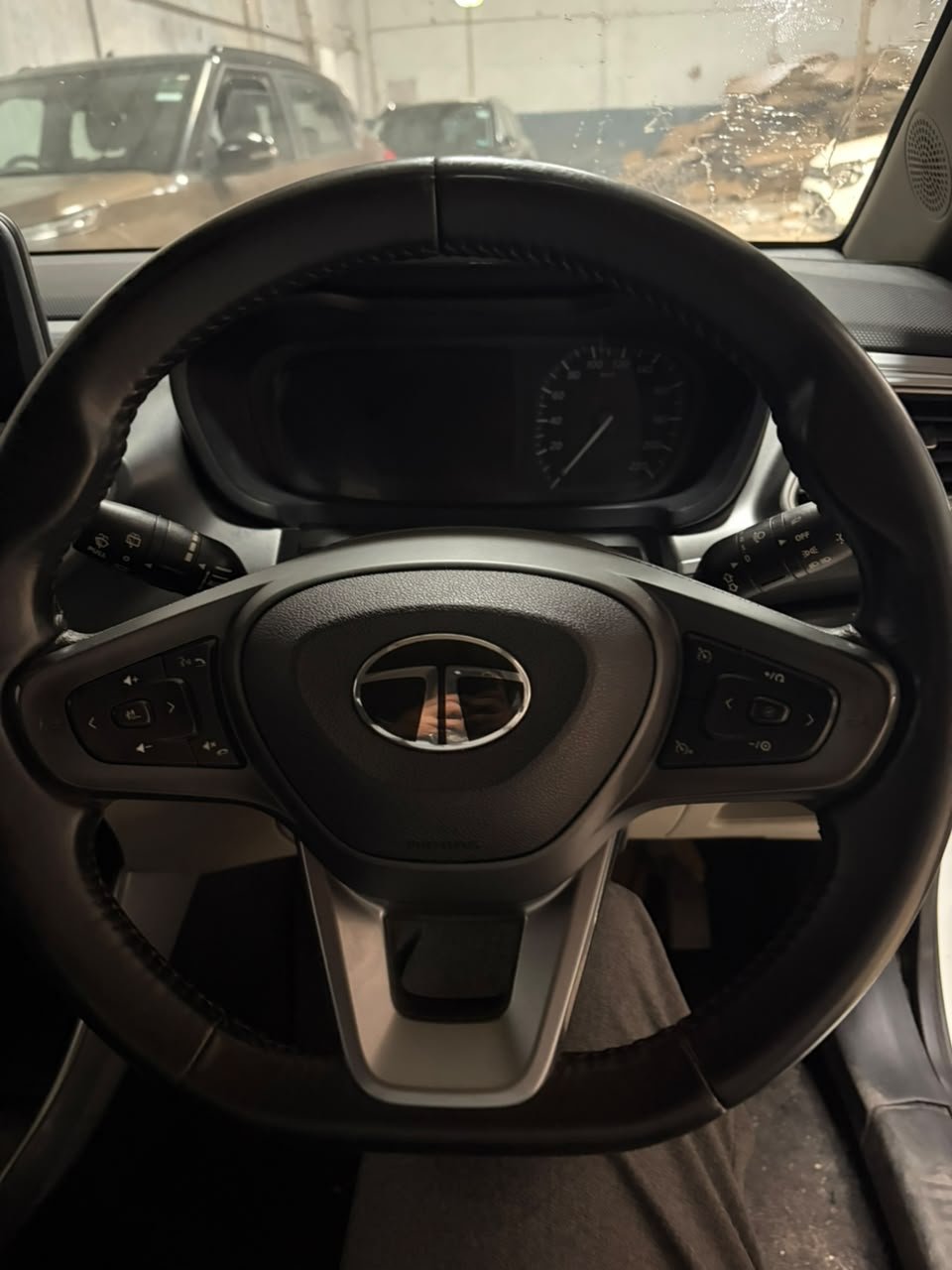 
								TATA ALTROZ XZ+ S 1.2P BS6 🚗✨ full									