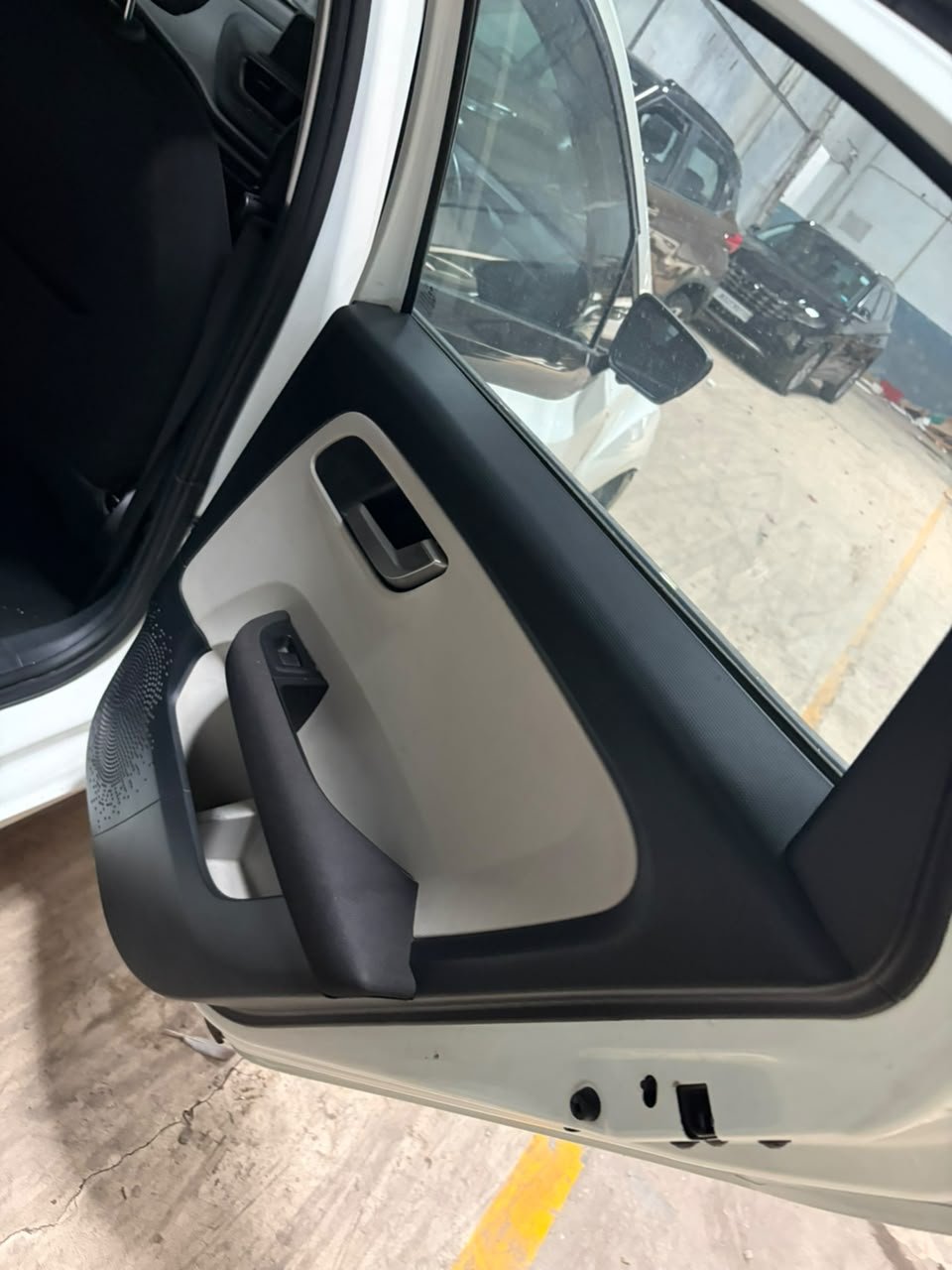 
								TATA ALTROZ XZ+ S 1.2P BS6 🚗✨ full									