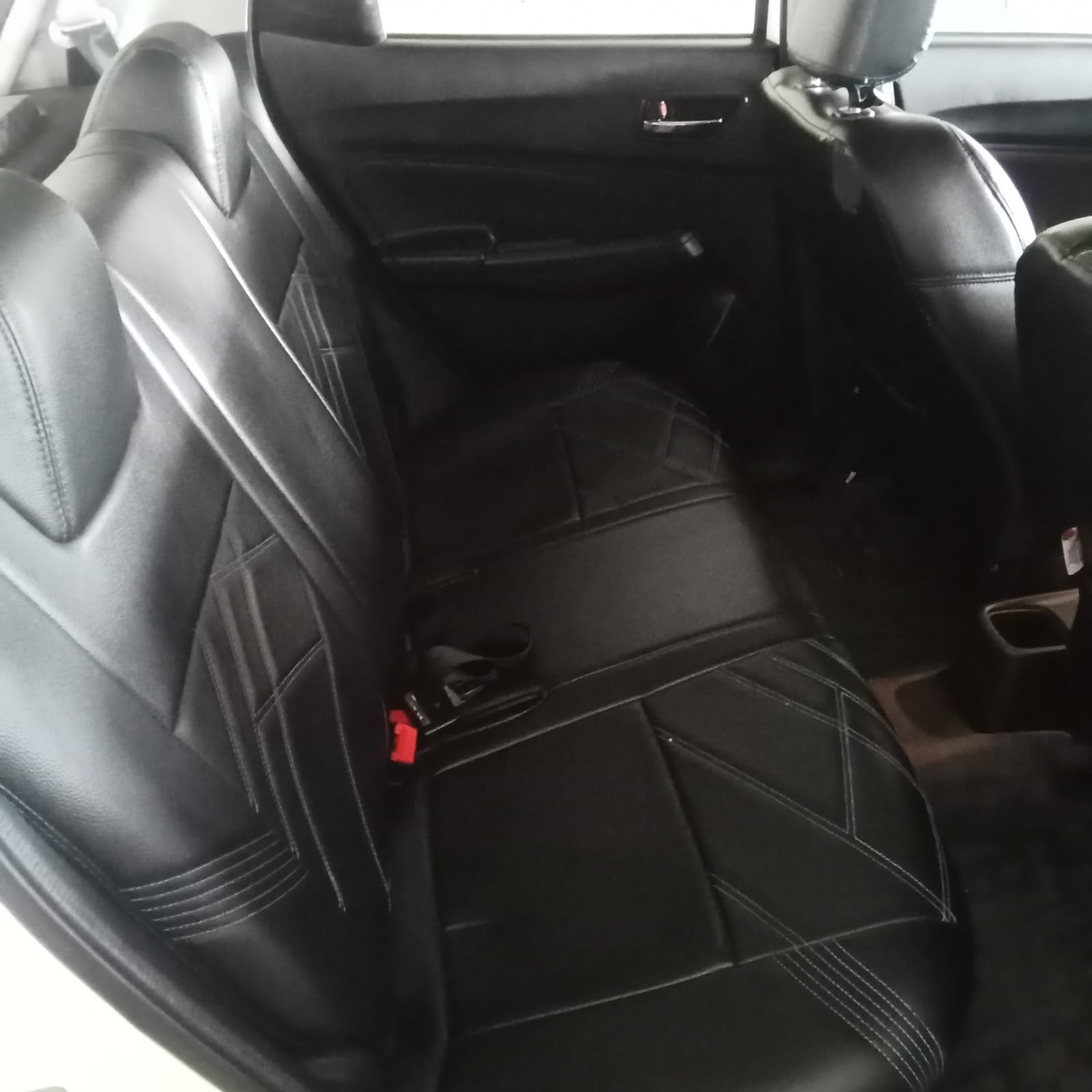 
								Maruti Suzuki Swift VXi full									